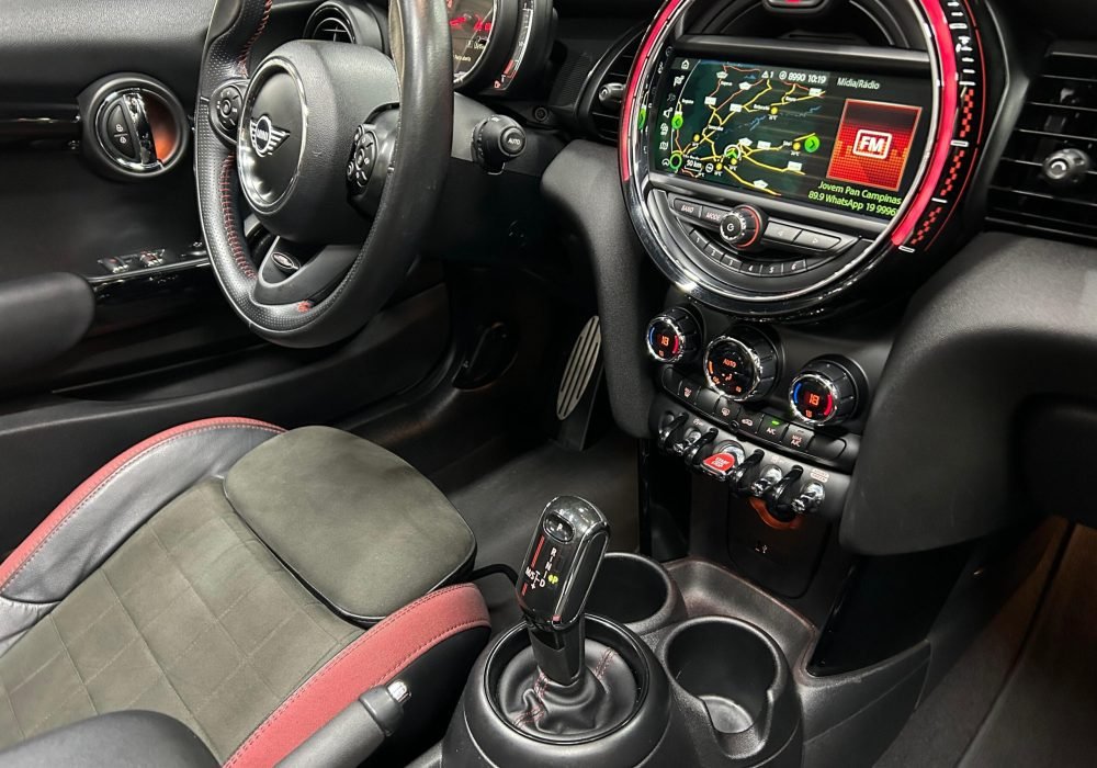 7878b37e-a3b4-4816-9d21-6c8151ec6efa